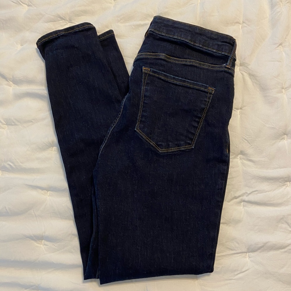 Dark-Wash High Rise Jeans